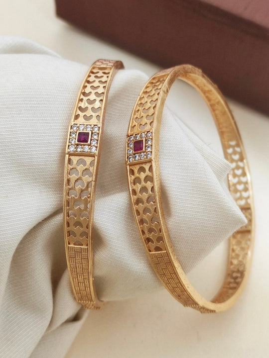 Pooja Bangles (Set of 2)