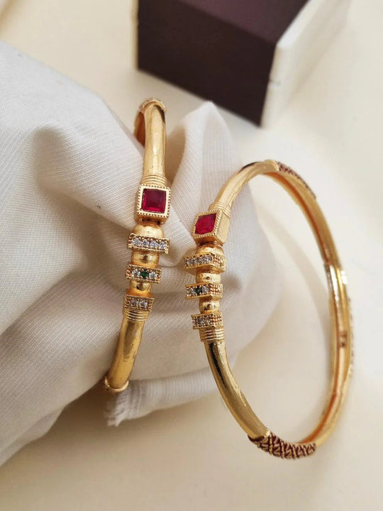 Riya Bangles (Set of 2)